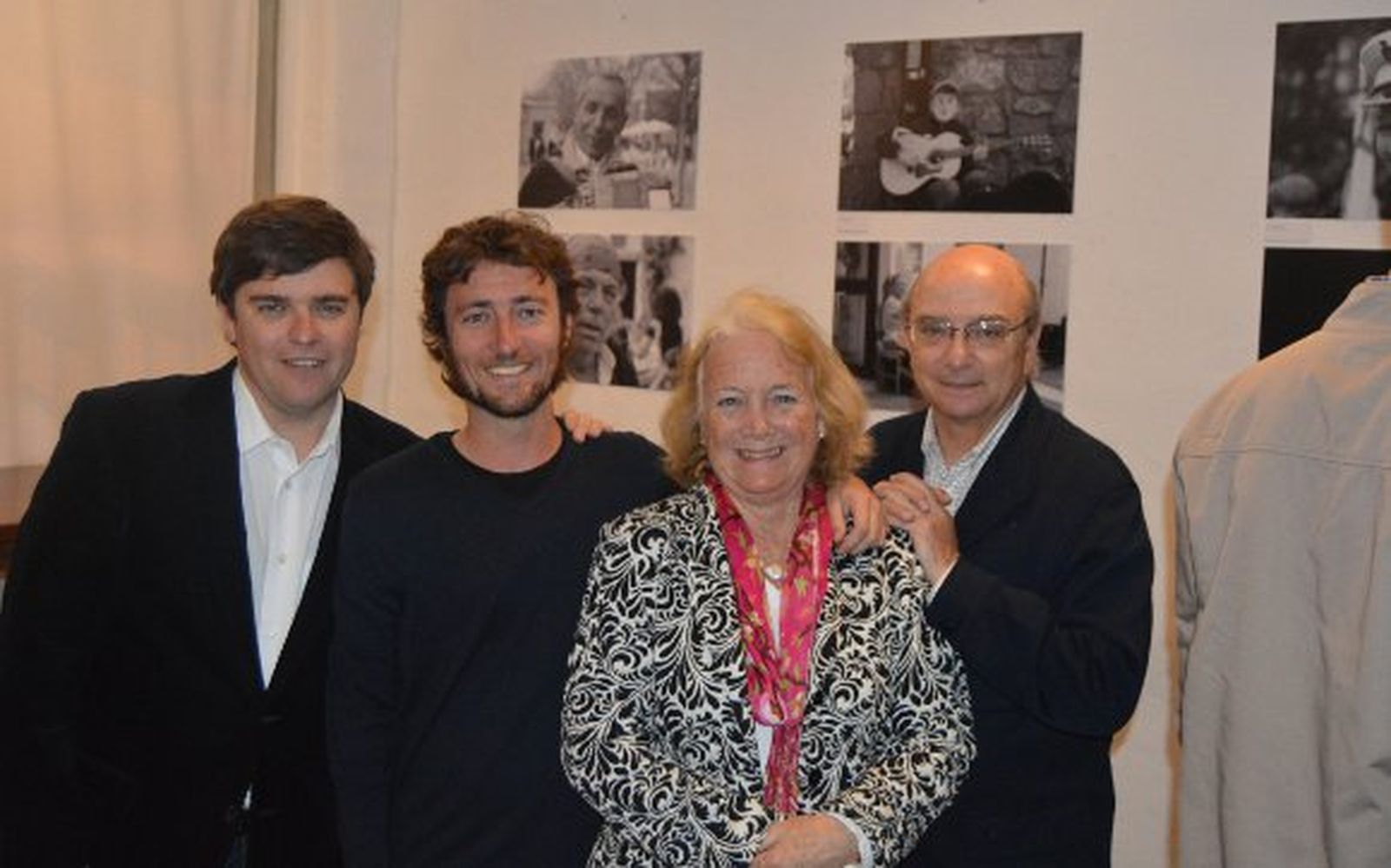 Los hermanos Javier y Fernando Caravaca con  con sus padres Aurora Montero y Pepe Caravaca.

Foto: Ignacio Casas de Ciria