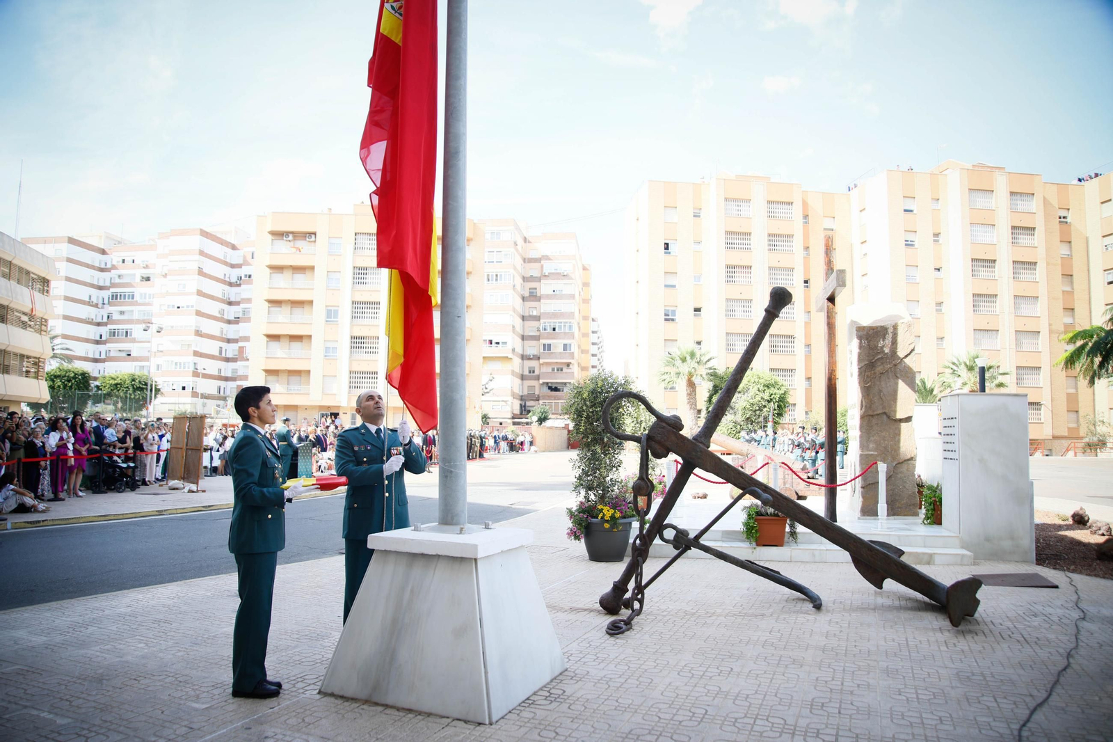 Los actos de la Guardia Civil en honor a la Virgen del Pilar, en imágenes
