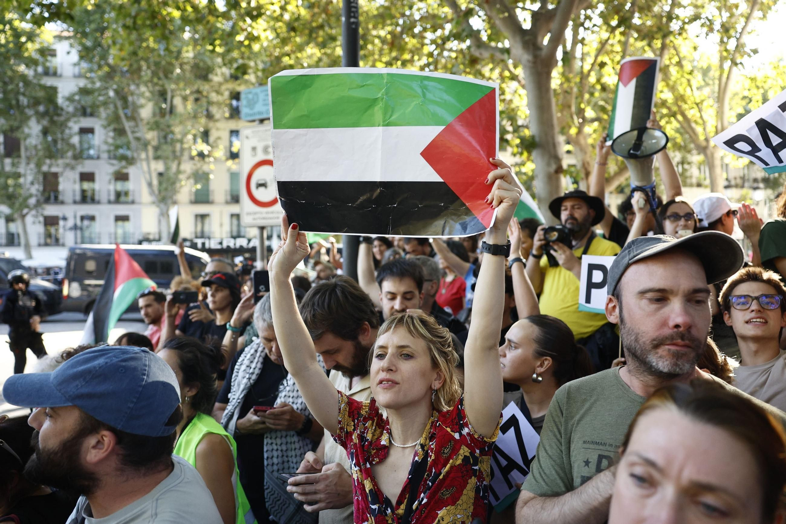 Las fotos de la protesta propalestina que ha suspendido la última etapa de la Vuelta a España