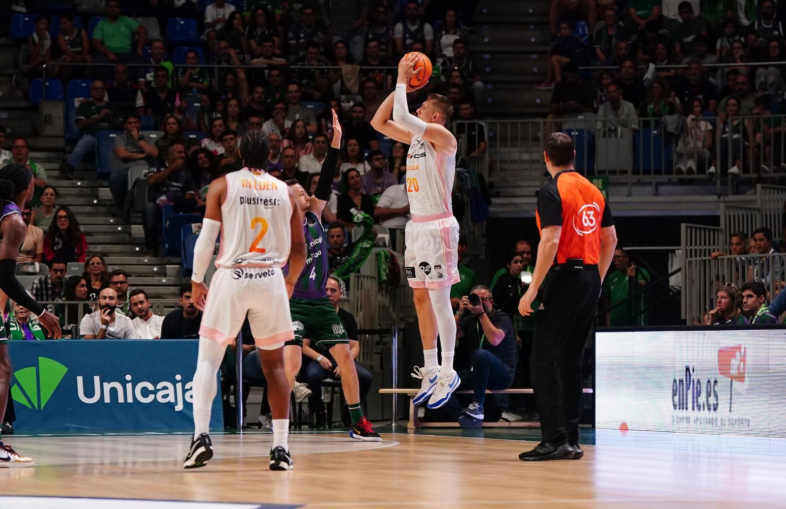 Las fotos del Unicaja-Hiopos Lleida