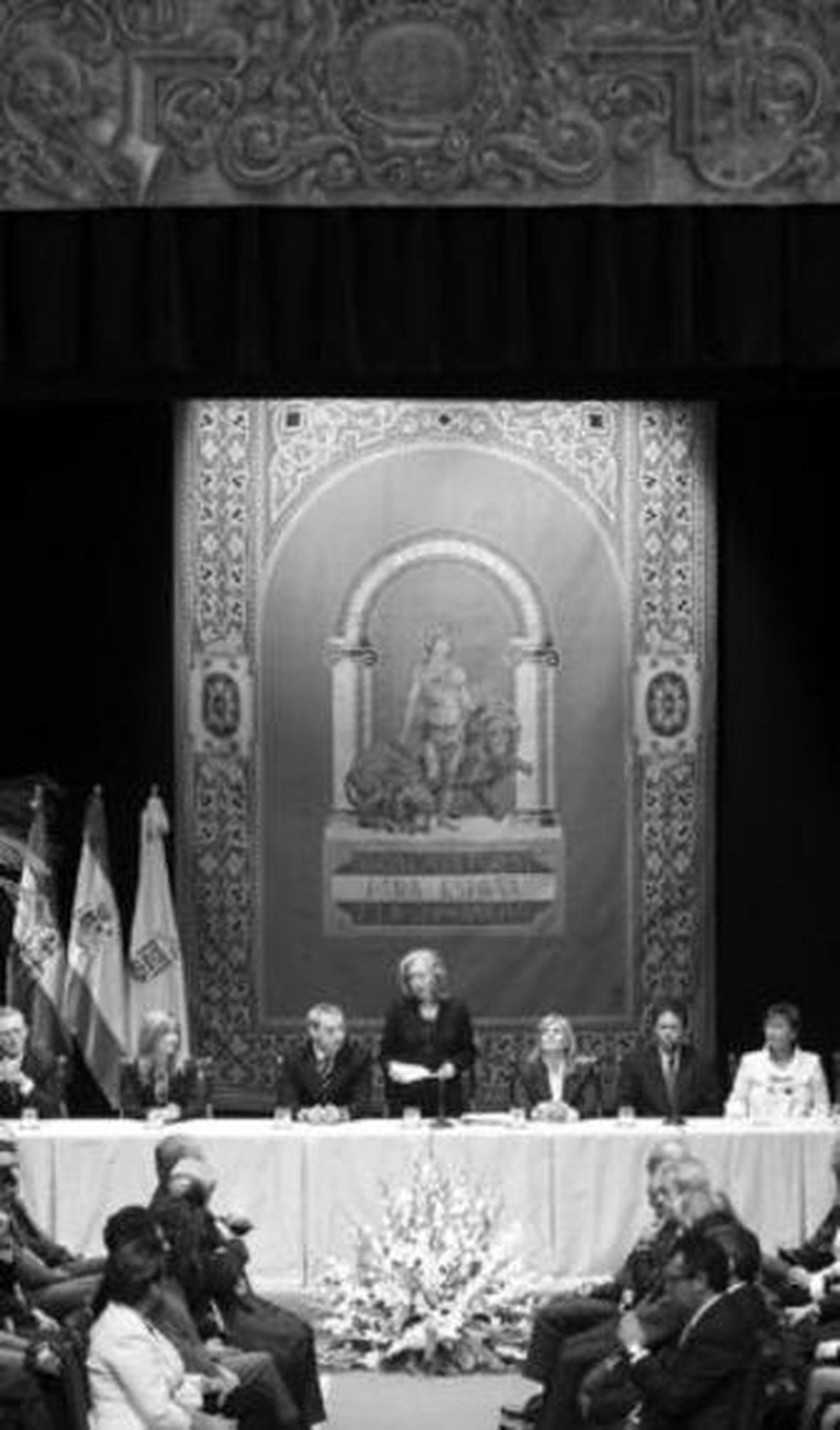 La presidenta del Parlamento andaluz, durante su discurso de ayer en el Real Teatro de Las Cortes.