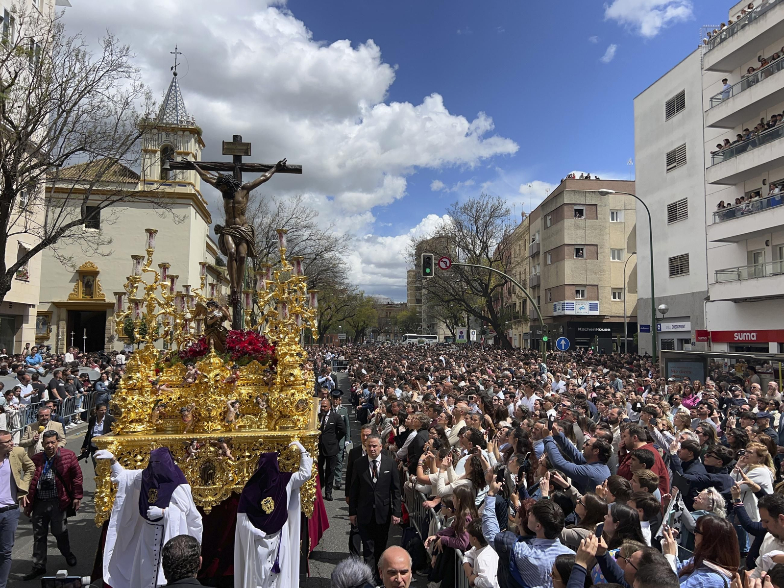 la Hermandad de San Benito en la Semana Santa de Sevilla 2025
