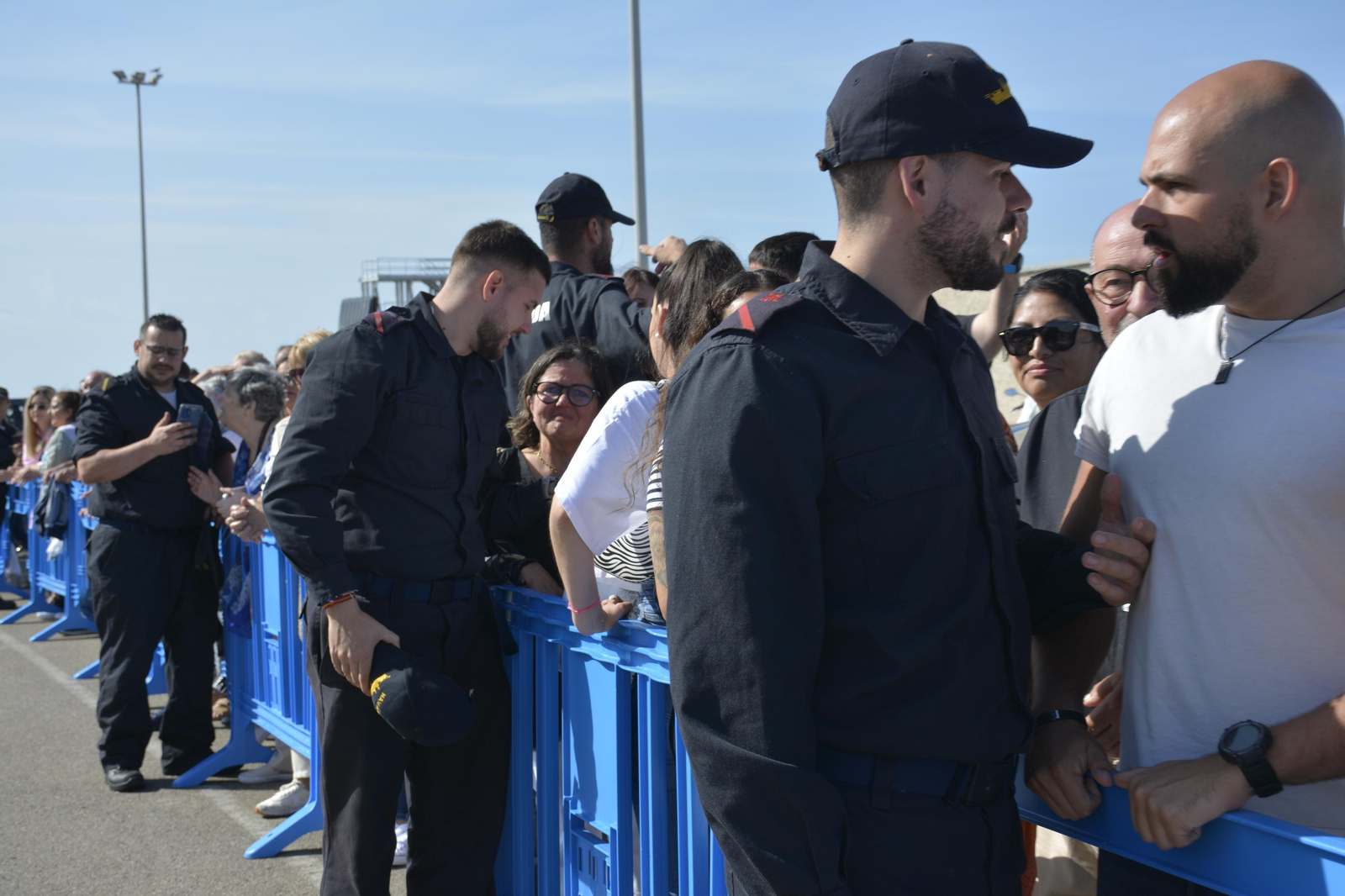 Armada: Las imágenes de la despedida a la fragata Navarra en la Base de Rota