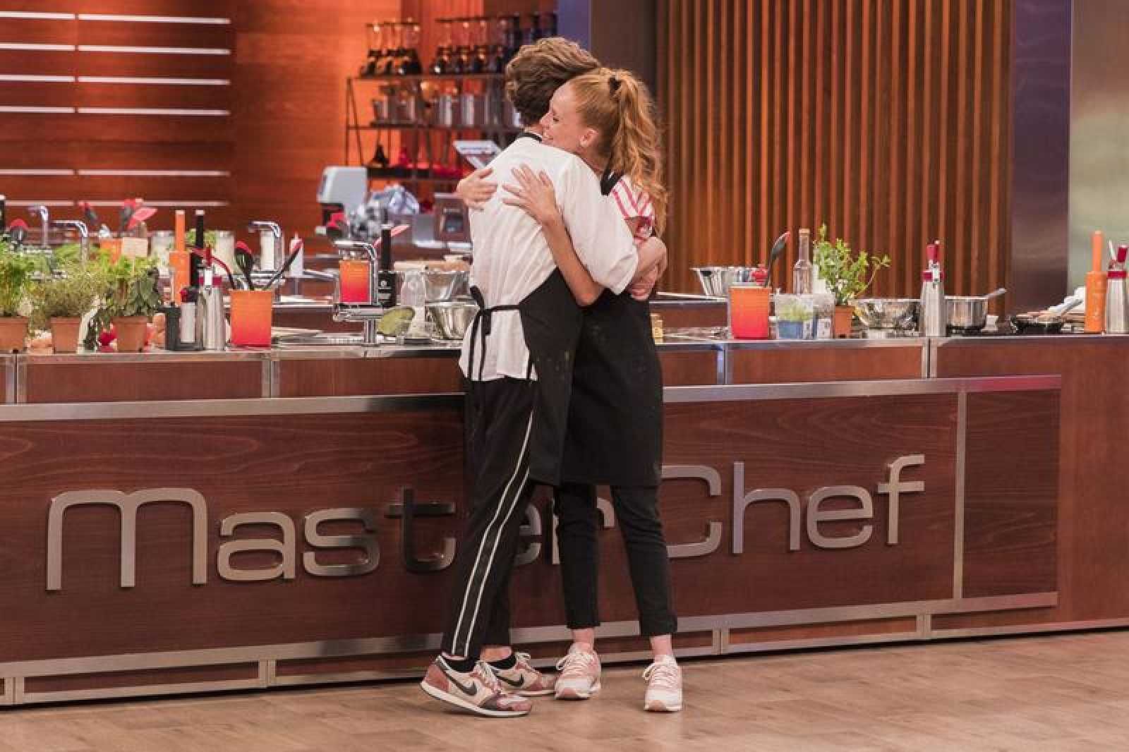 Antonia se despide tras quedar eliminada la hacendosa actriz María Castro