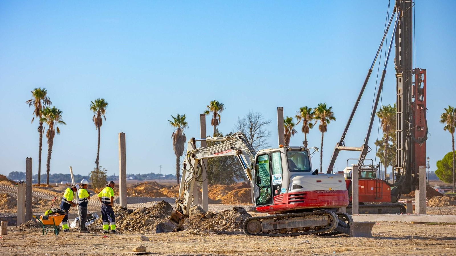Trabajos de cimentación del equipamiento multifuncional de La Magdalena, en el pasado mes de septiembre, en San Fernando