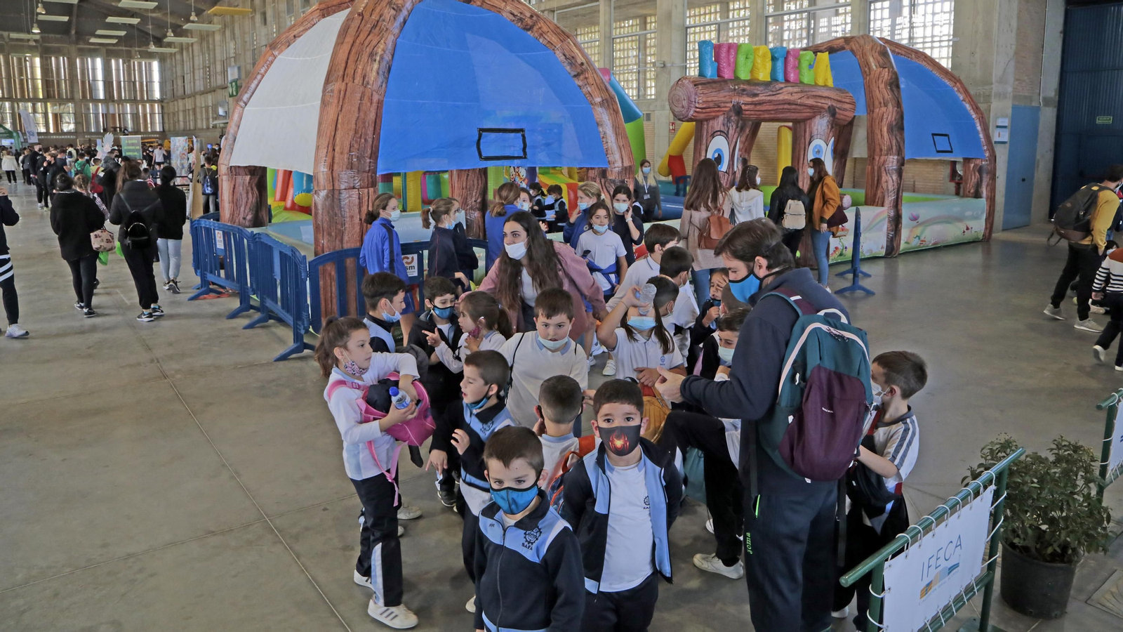 Primer día de la feria del Deporte y Vida Sana en IFECA