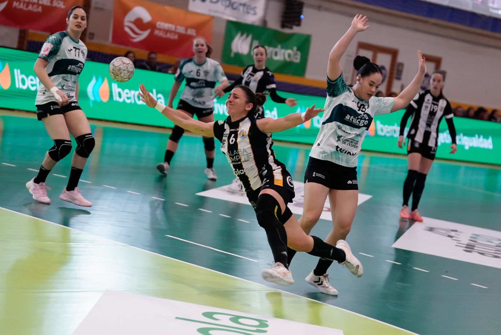 El Costa del Sol Málaga tropieza con Elche (20-23)