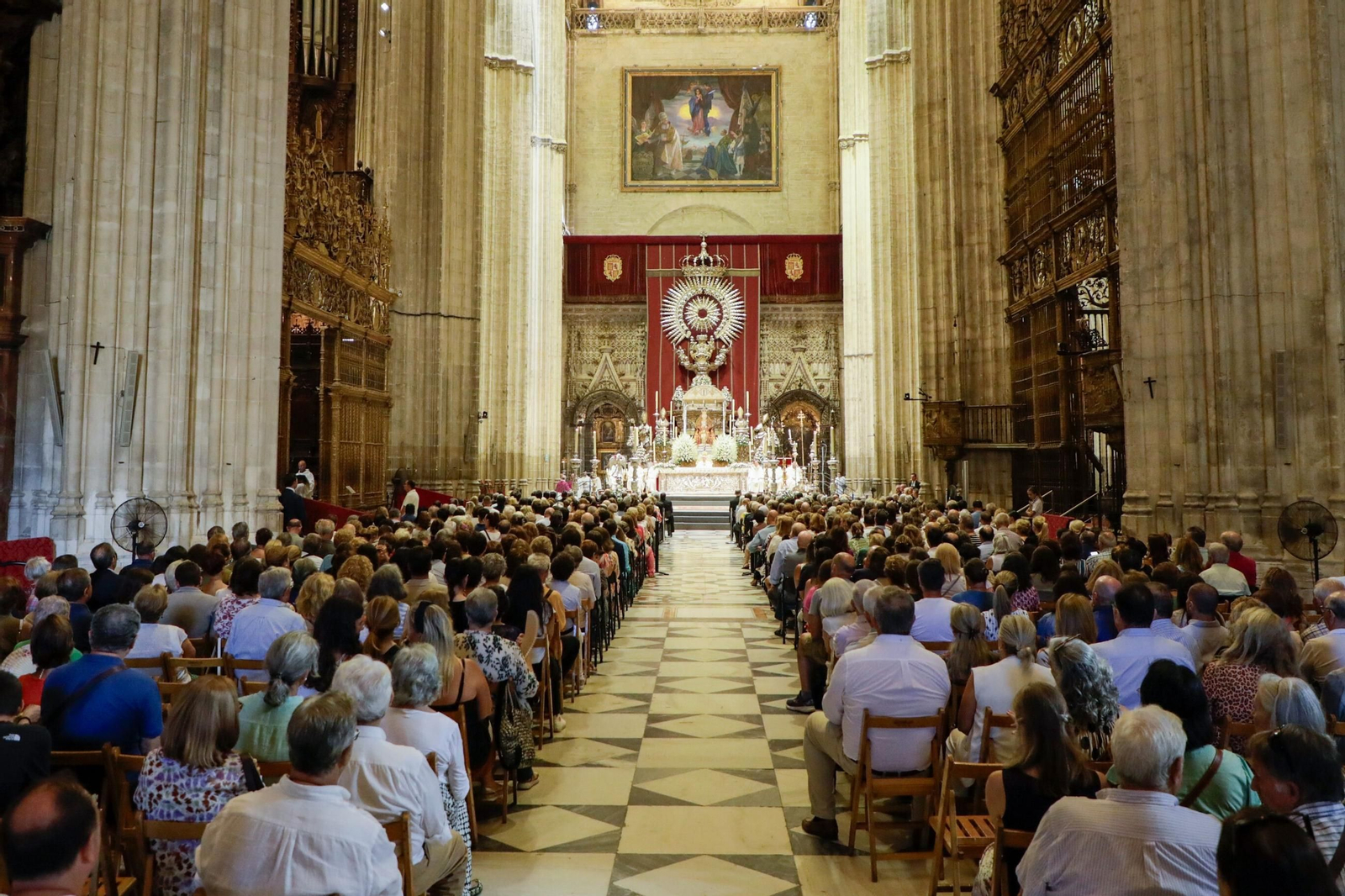 El altar del jubileo de la Catedral de Sevilla.
