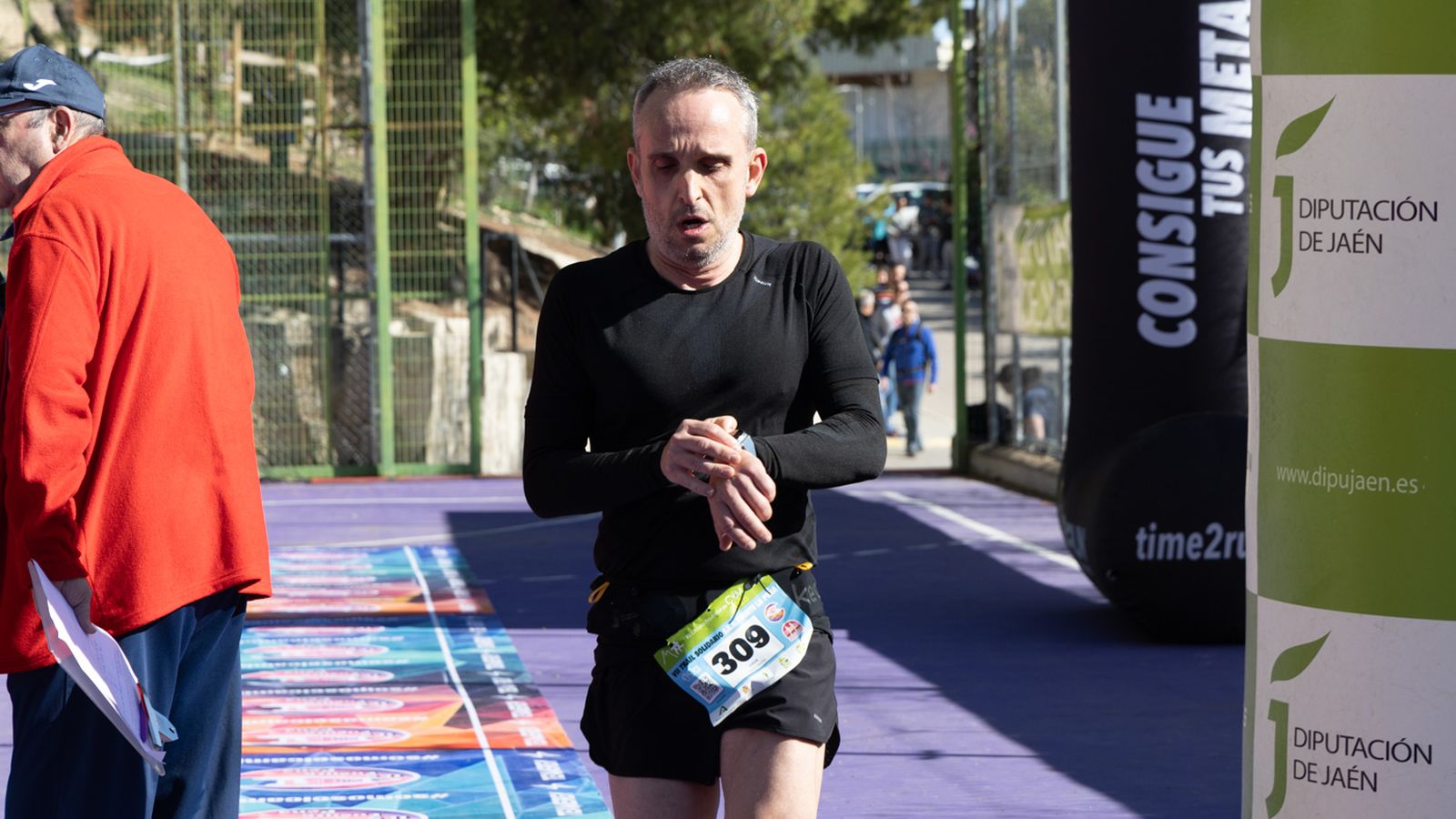 En imágenes: kilómetros para la esperanza de Celia en el CxM Trail Solidario IES Fuente de la Peña (I)