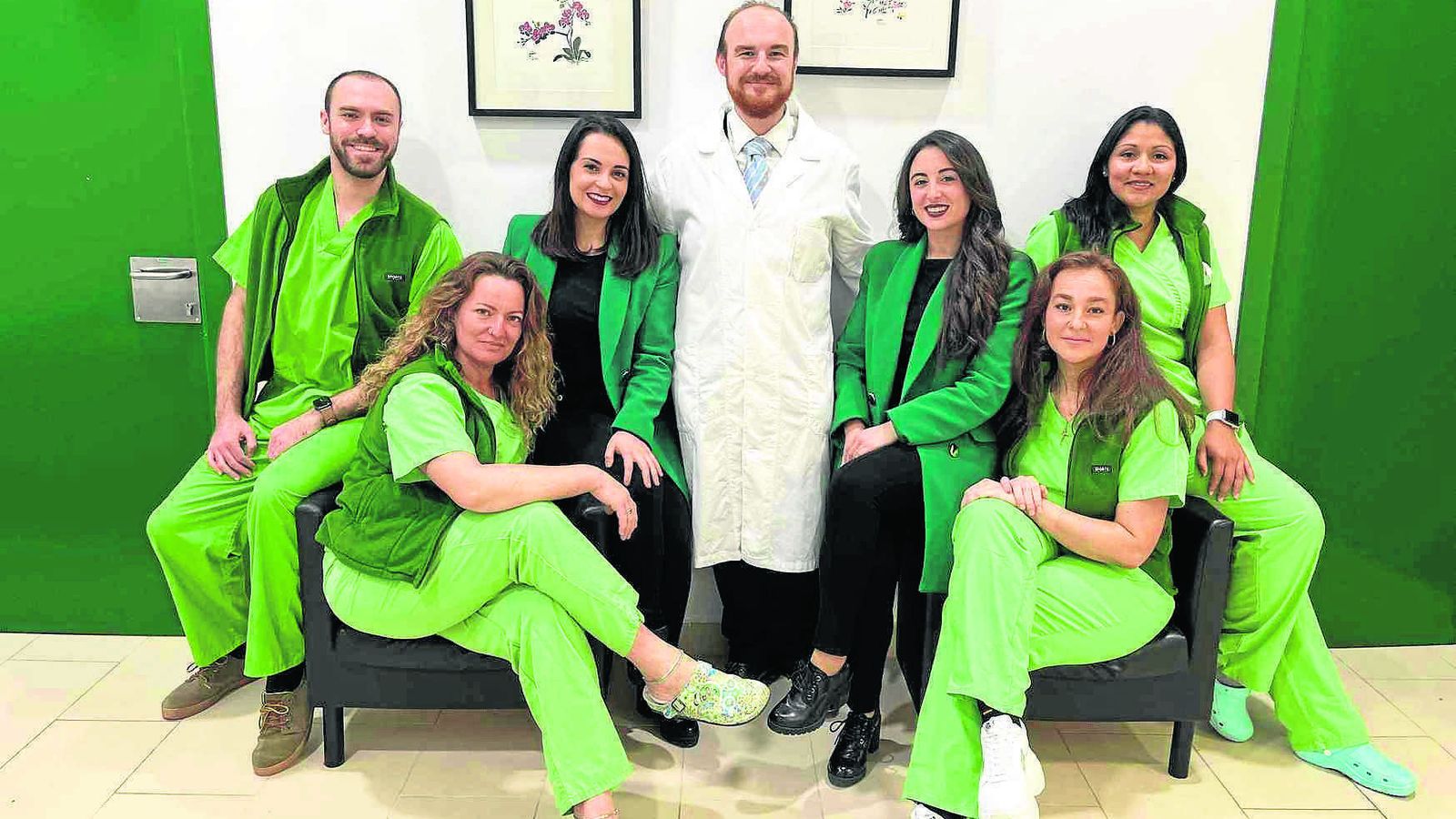 Profesionales de la Clínica Europa.