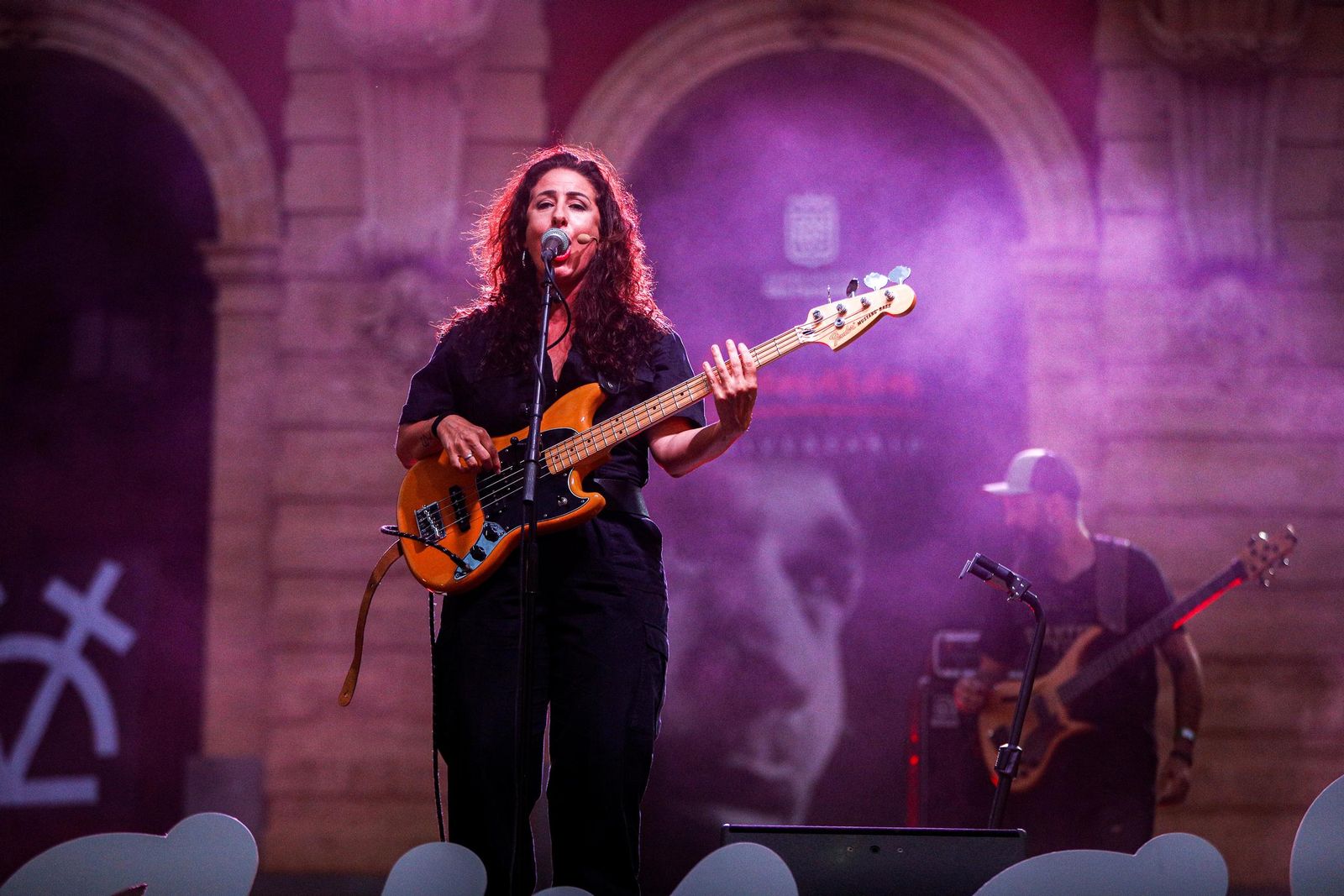 Imágenes del homenaje a Camarón en San Fernando: concierto de La Tremendita y Califato 3/4