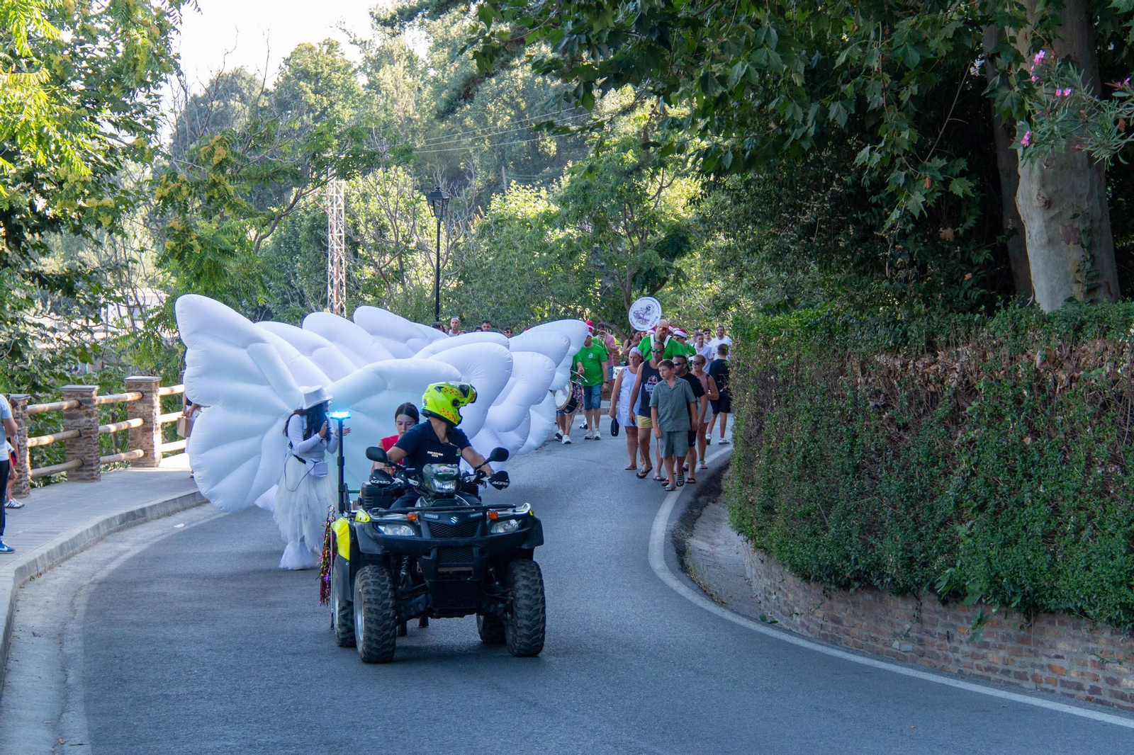 Bérchules da la bienvenida al 2025 y medio, en imágenes