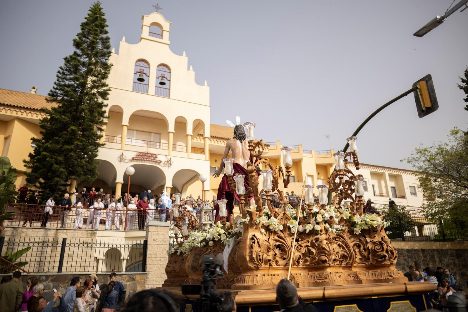 El Resucitado ante el Asilo Santa Teresa Jornet.