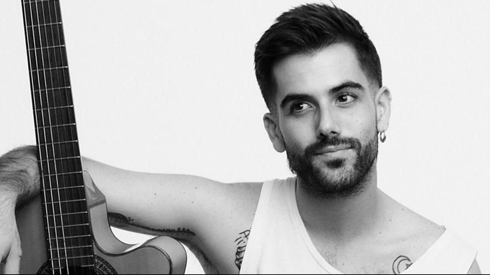 El artista Miguelichi López