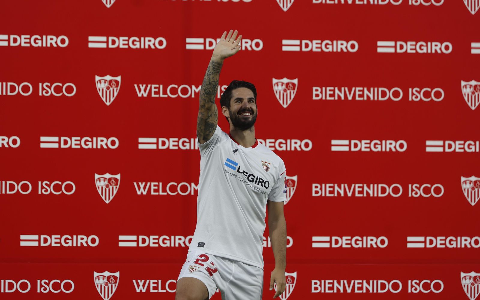 Las imágenes de la presentación de Isco en el Sánchez Pizjuán