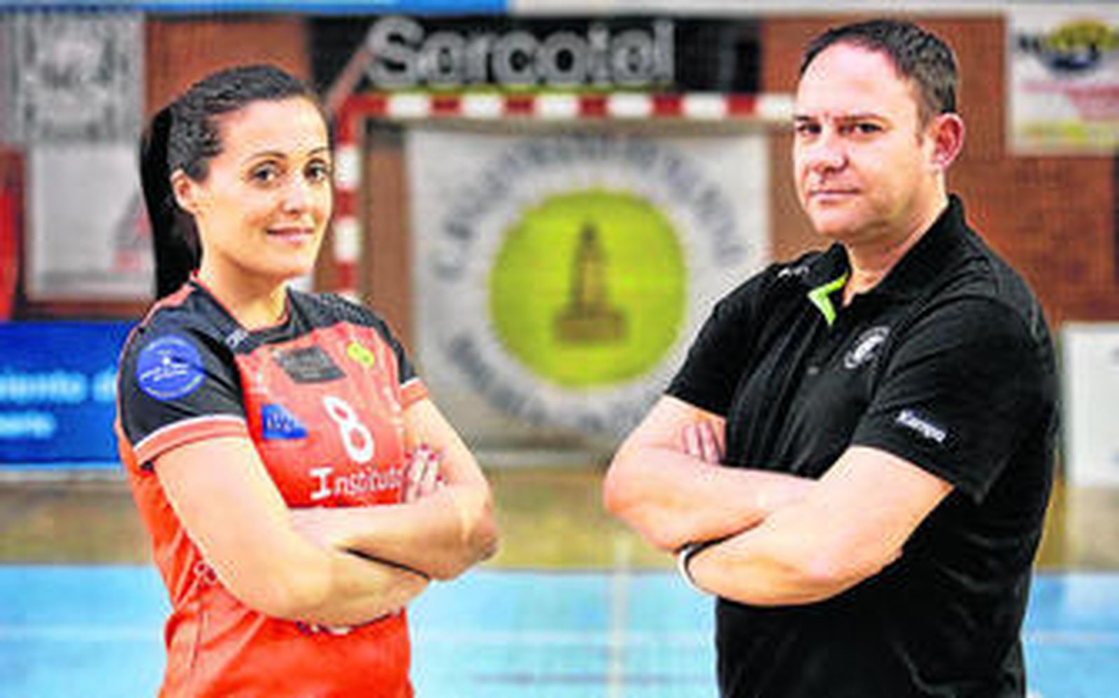 Pepa Moreno y Diego Carrasco posan para este periódico en Carranque.