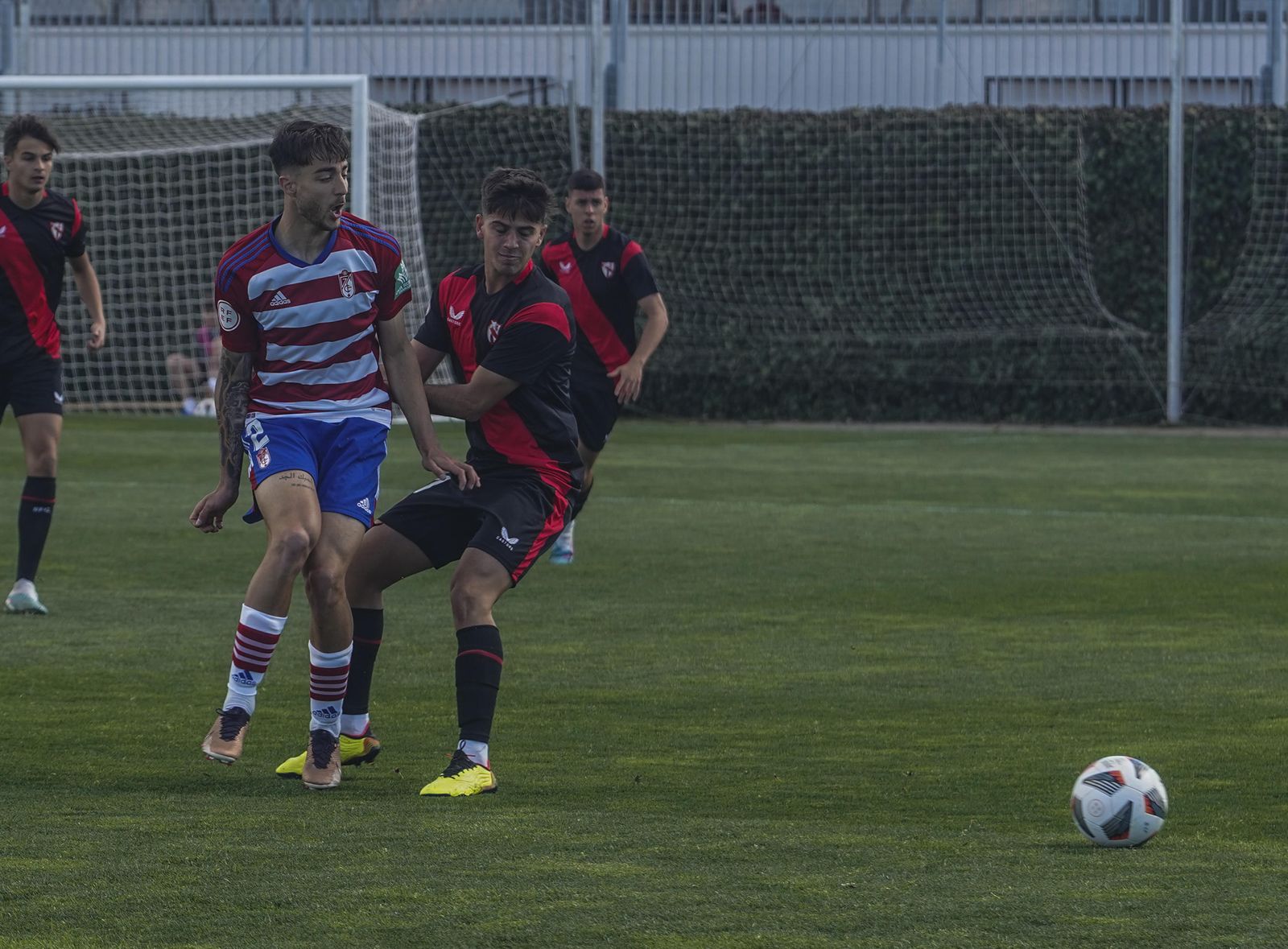 El Recreativo Granada-Sevilla Atlético, en imágenes
