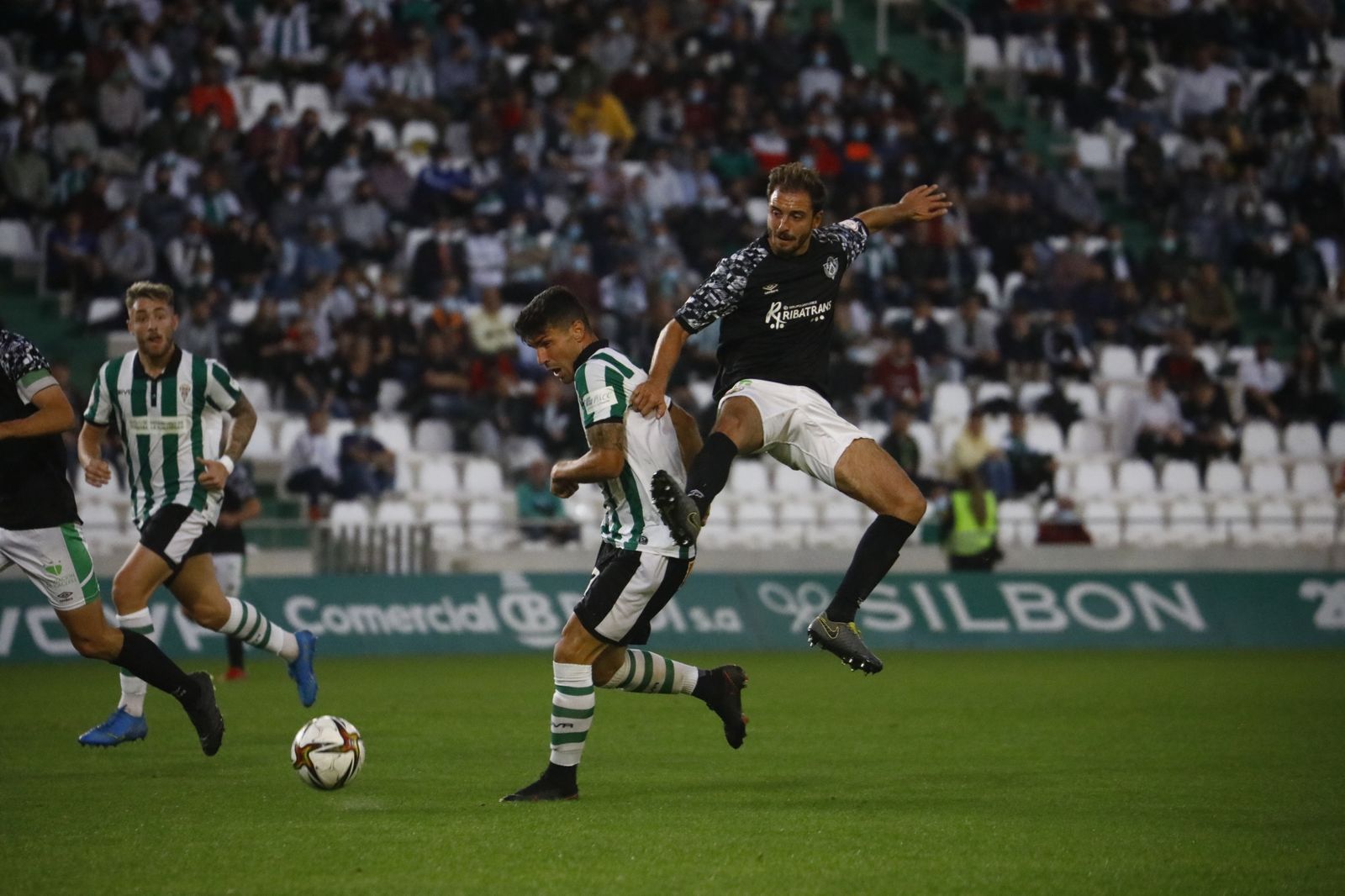 La victoria del Córdoba CF ante el Cacereño, en imágenes