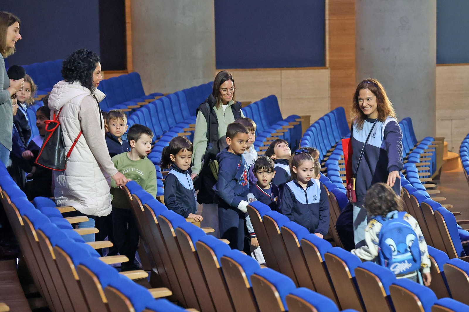 Imágenes de la sección Primera Pantalla para escolares y presentración de películas a concurso del 50 Festival de Huelva Cine Iberoamericano