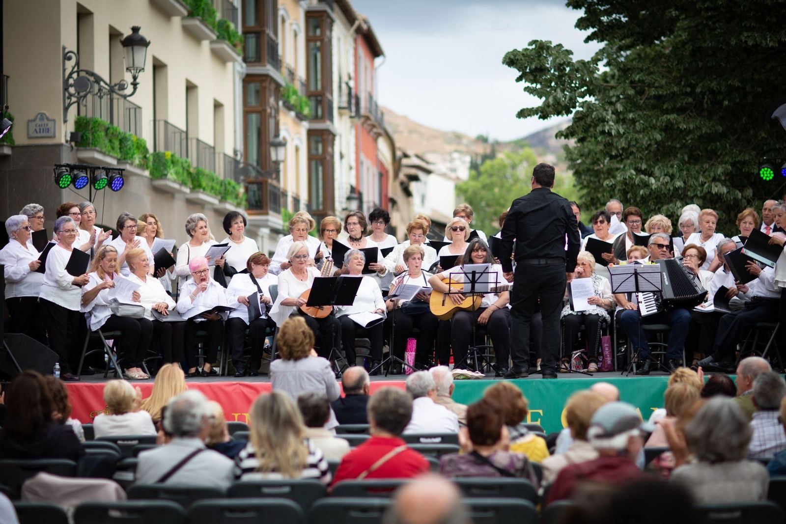 Fotos: así está siendo la tarde en La Noche en Blanco de Granada