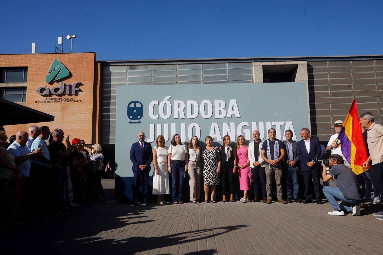 Inauguración de la nueva nomenclatura de la estación de Córdoba Julio Anguita