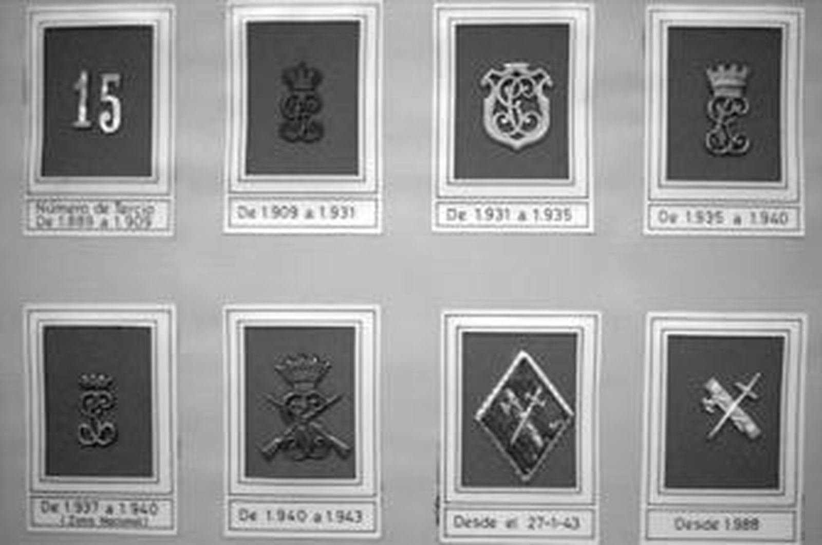 Emblemas empleados por la Guardia Civil en diferentes etapa de su historia.