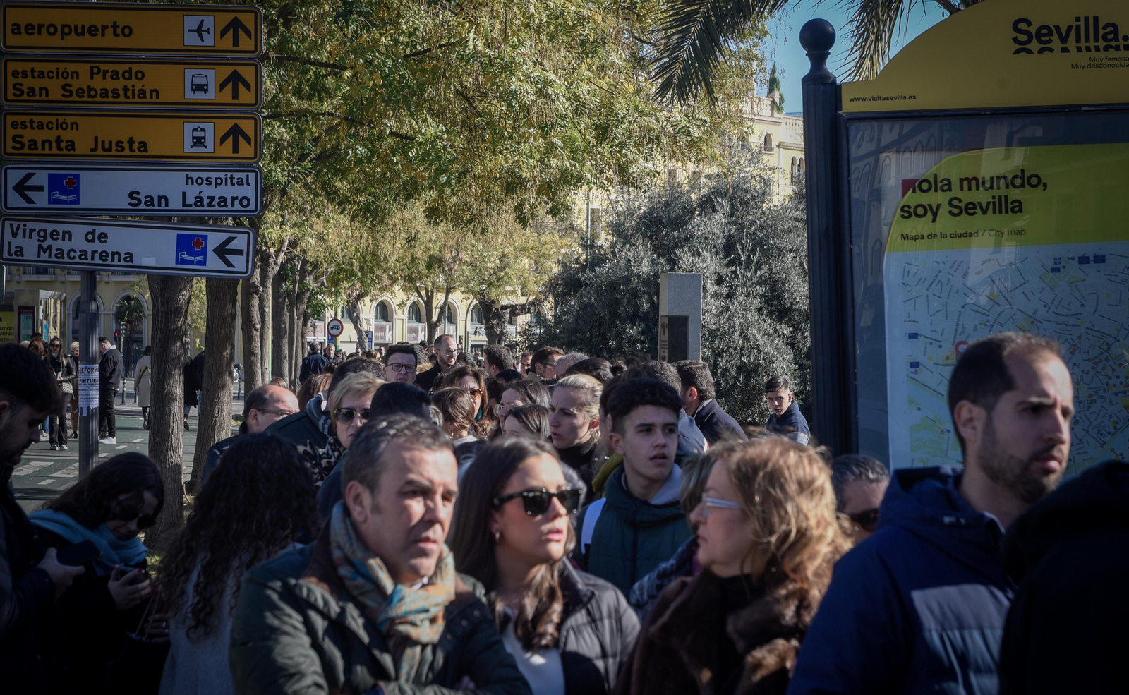 Colas en la Macarena
