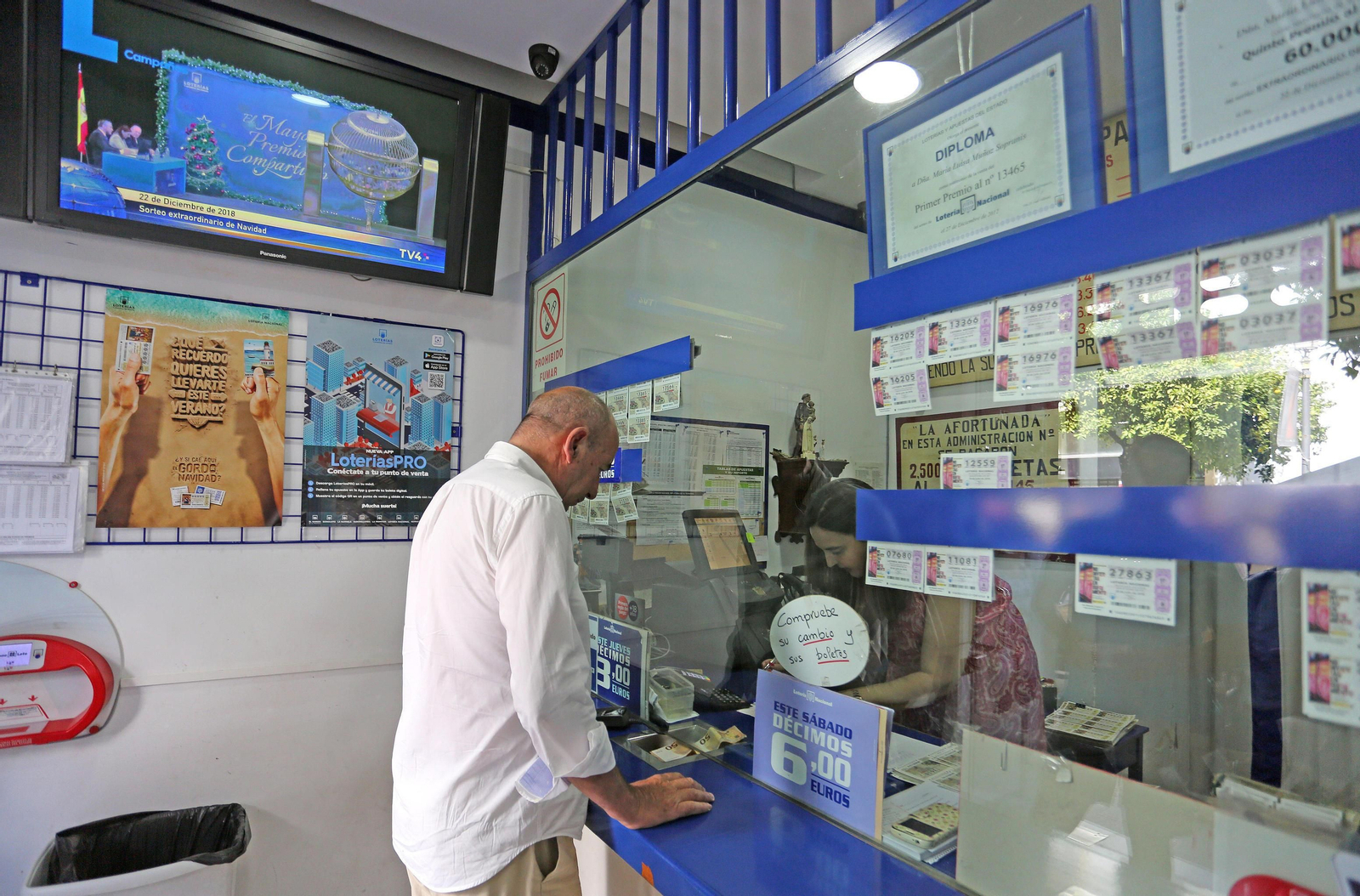 Una Administración de Loterías de la ciudad.