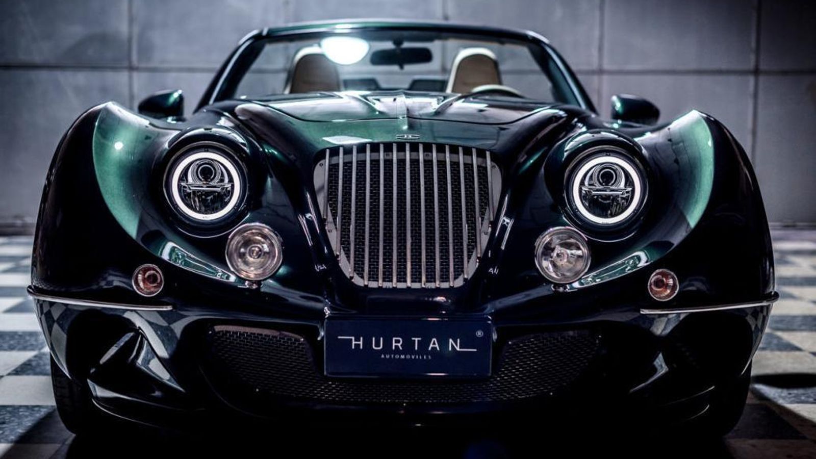 No sólo está homologado para circular por cualquier país, sino que cuenta con la garantía que exige la ley para hacerlo sin problemas.s.