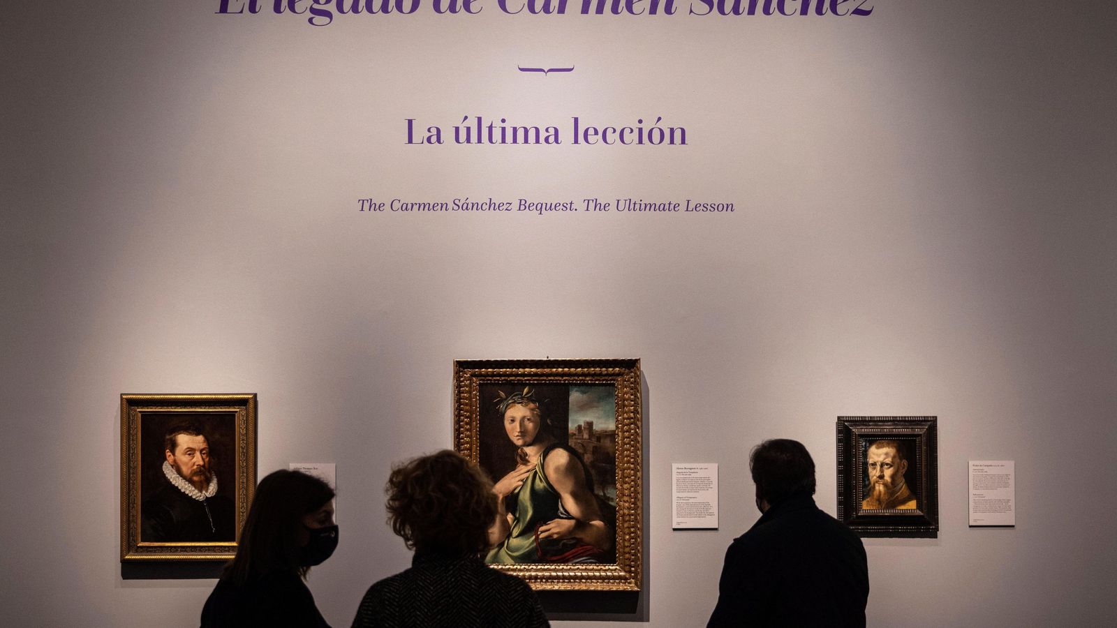 Presentación de la exposición a los medios.