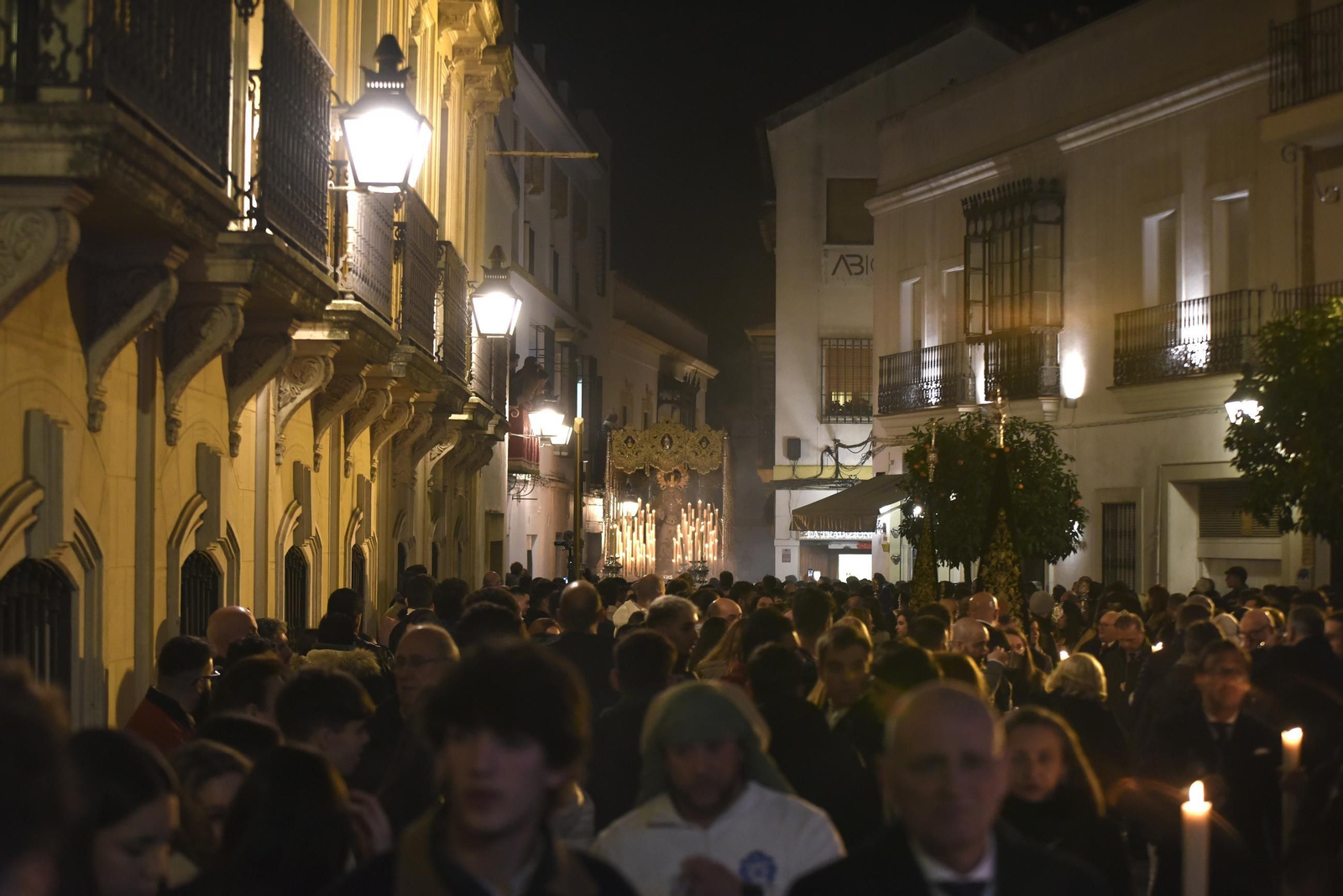 Las mejores imágenes de la procesión extraordinaria de la Virgen de la Candelaria en Córdoba