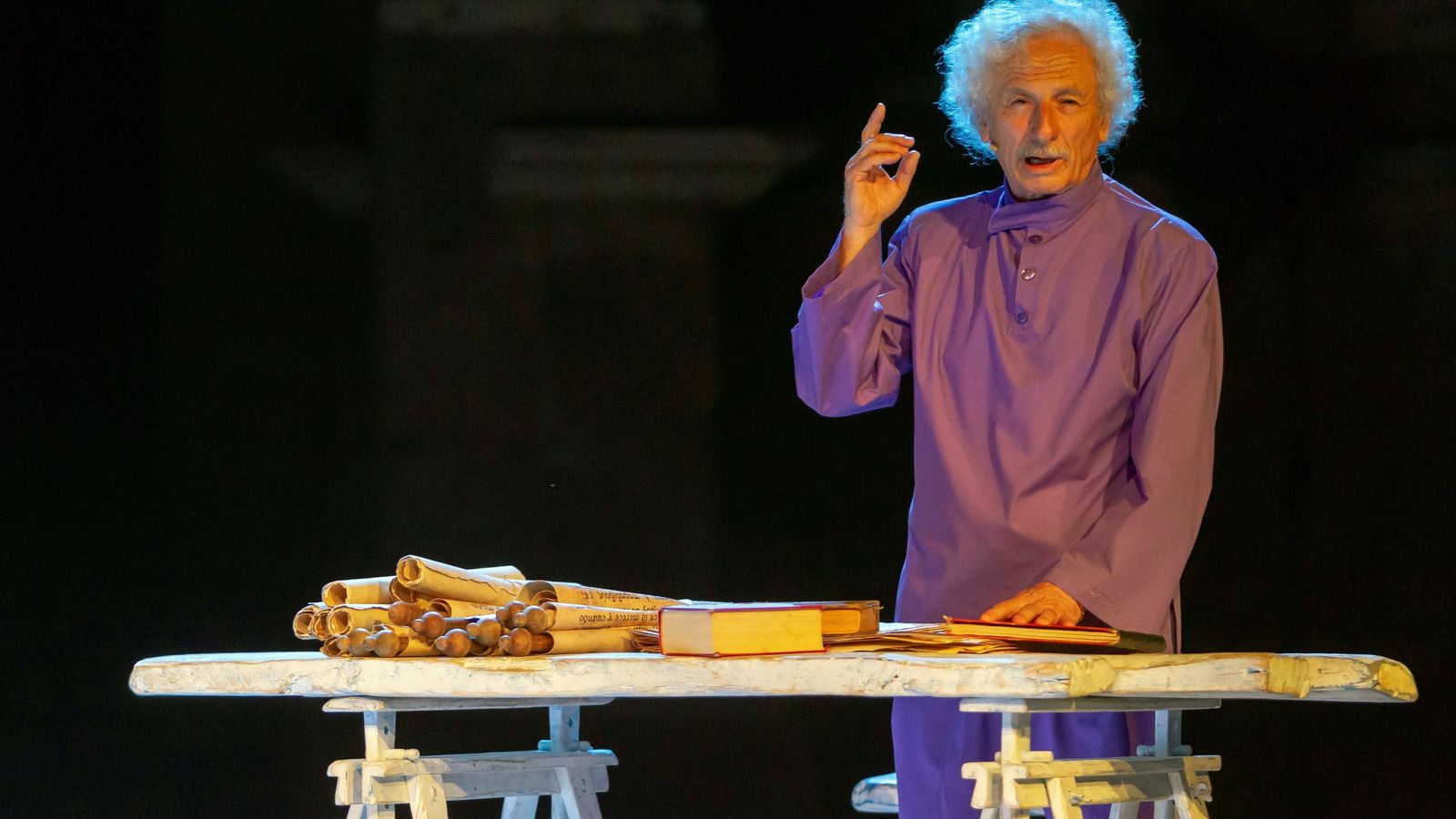 El Brujo cierra el Festival de Teatros Romanos de Andalucía, en Itálica.