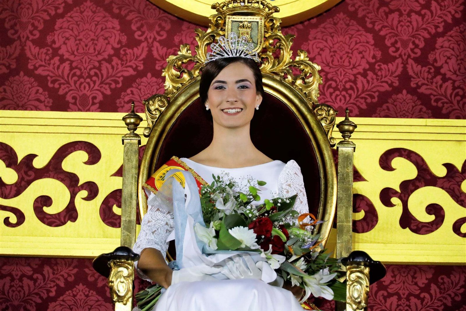 Marta Reales, coronada como Dama Mayor de las Fiestas Patronales de Rota.