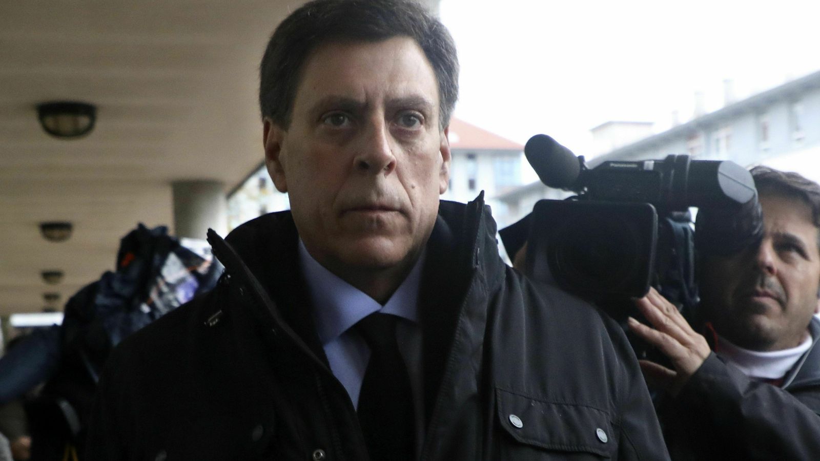 Juan Carlos Quer, padre de Diana Quer, llega a la Audiencia para declarar.