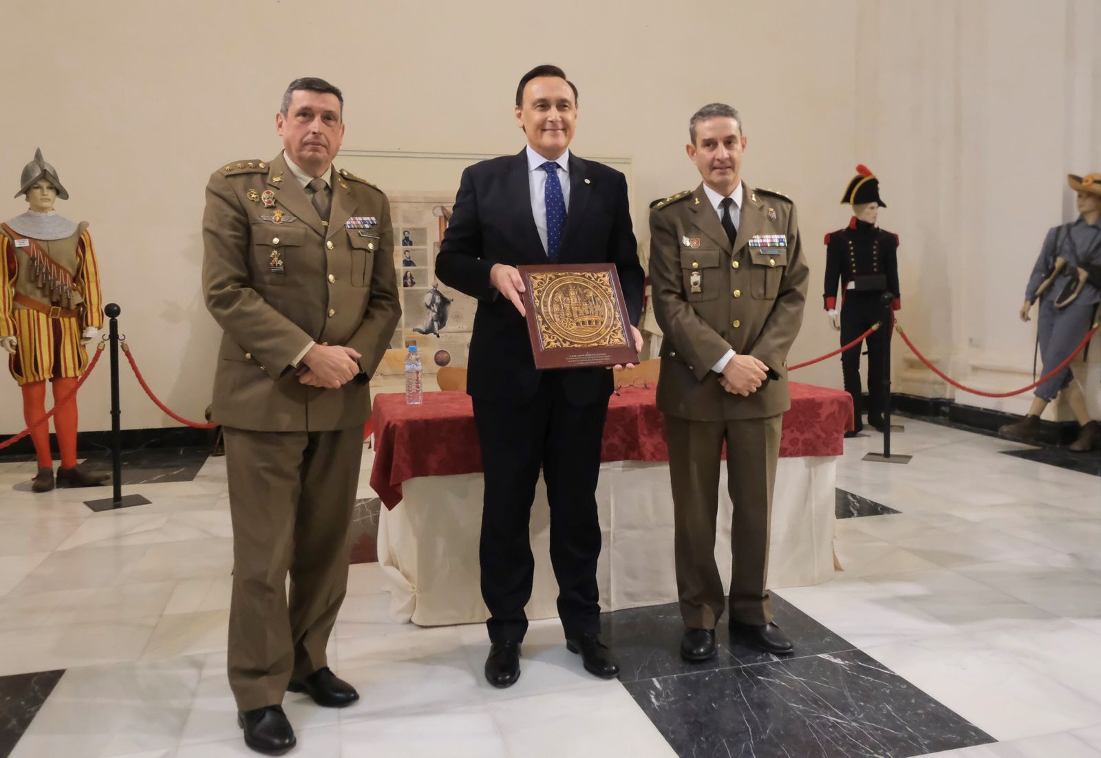 La celebración en Córdoba del Día de la Subdelegación de Defensa, en imágenes