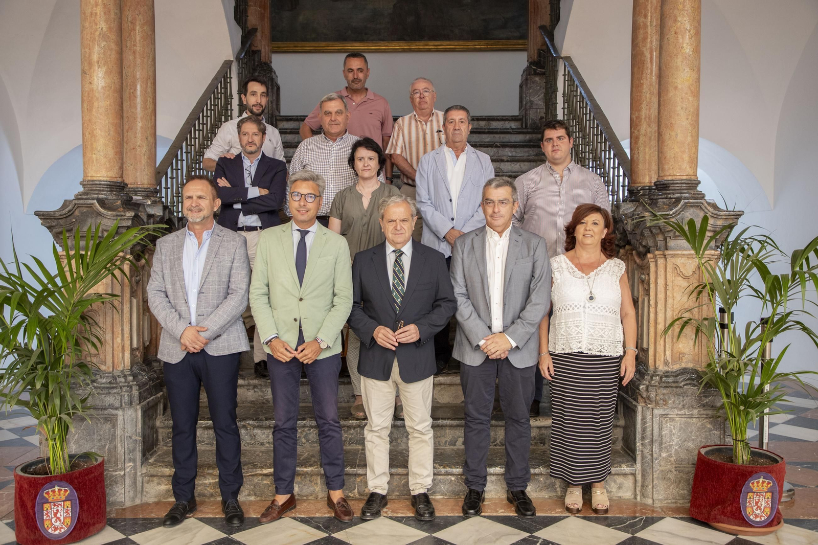 Foto de familia tras la renovación del convenio colectivo de Epremasa.