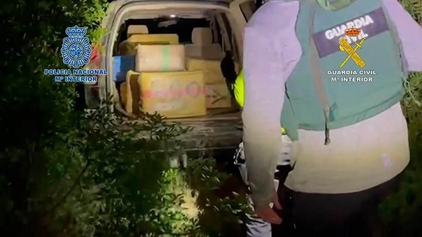 Incautación de un alijo por parte de la Guardia Civil.