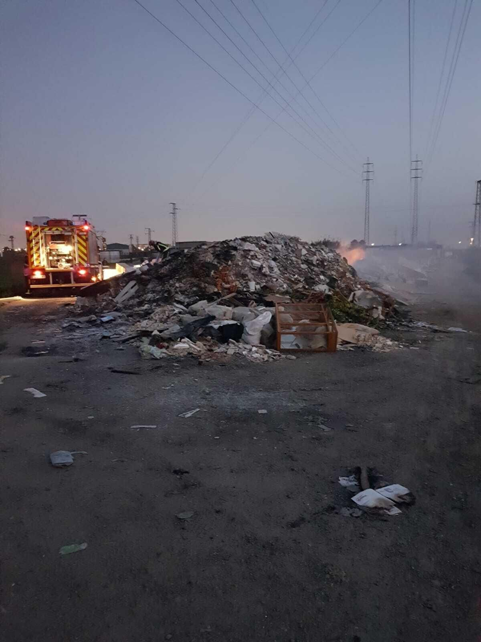Los Bomberos, en un incendio reciente en la zona.