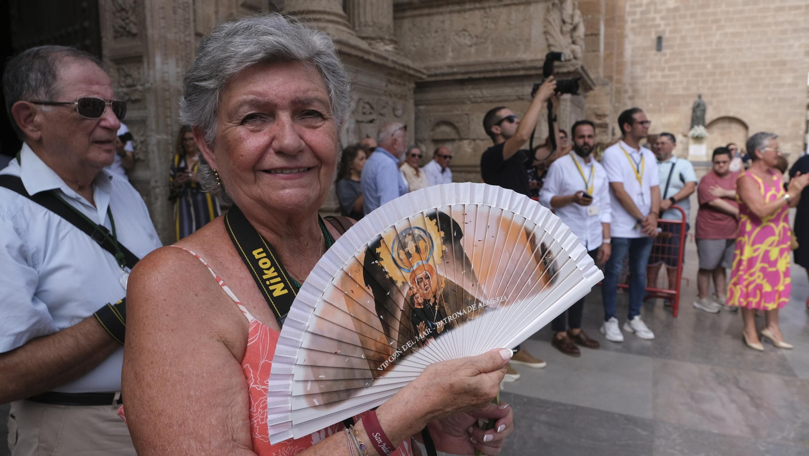 Ofrenda floral a la Virgen del Mar en la Feria de Almería 2024, en imágenes