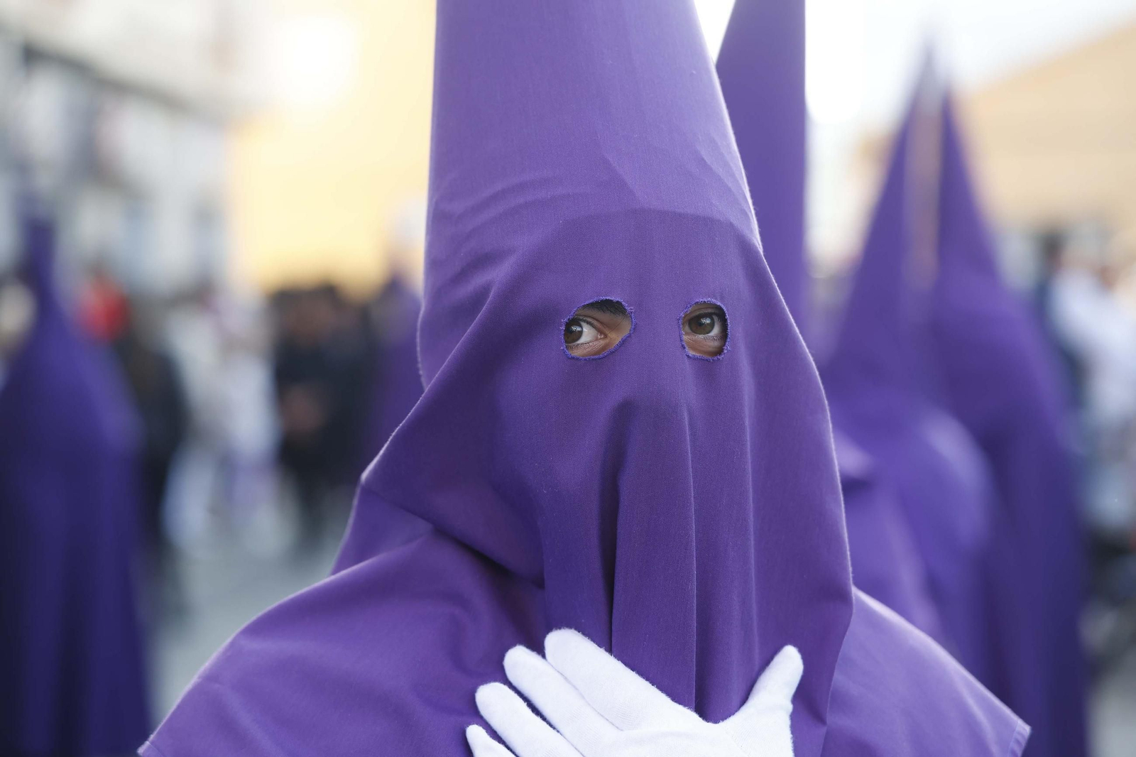 Fotos del Jueves Santo en La Línea: Perdón, Gran Poder y Angustias