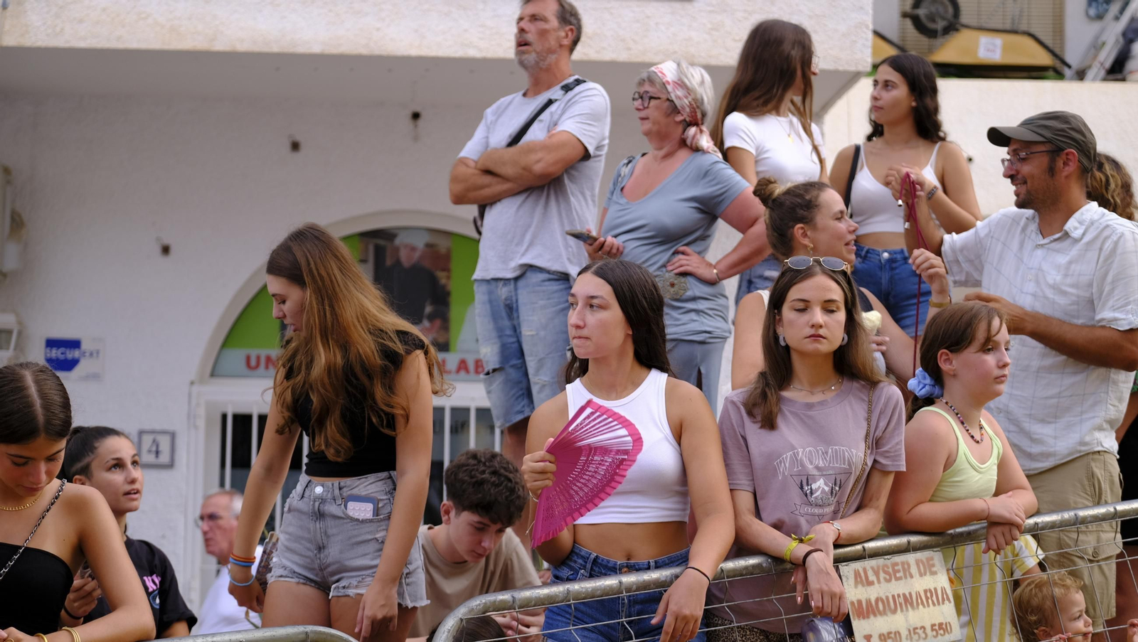 La popular carrera de cintas a caballo de las Fiestas de Mojácar, en imágenes