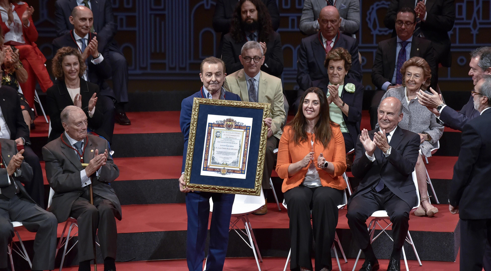 Las imágenes de la entrega de las Medallas de la Ciudad de Sevilla