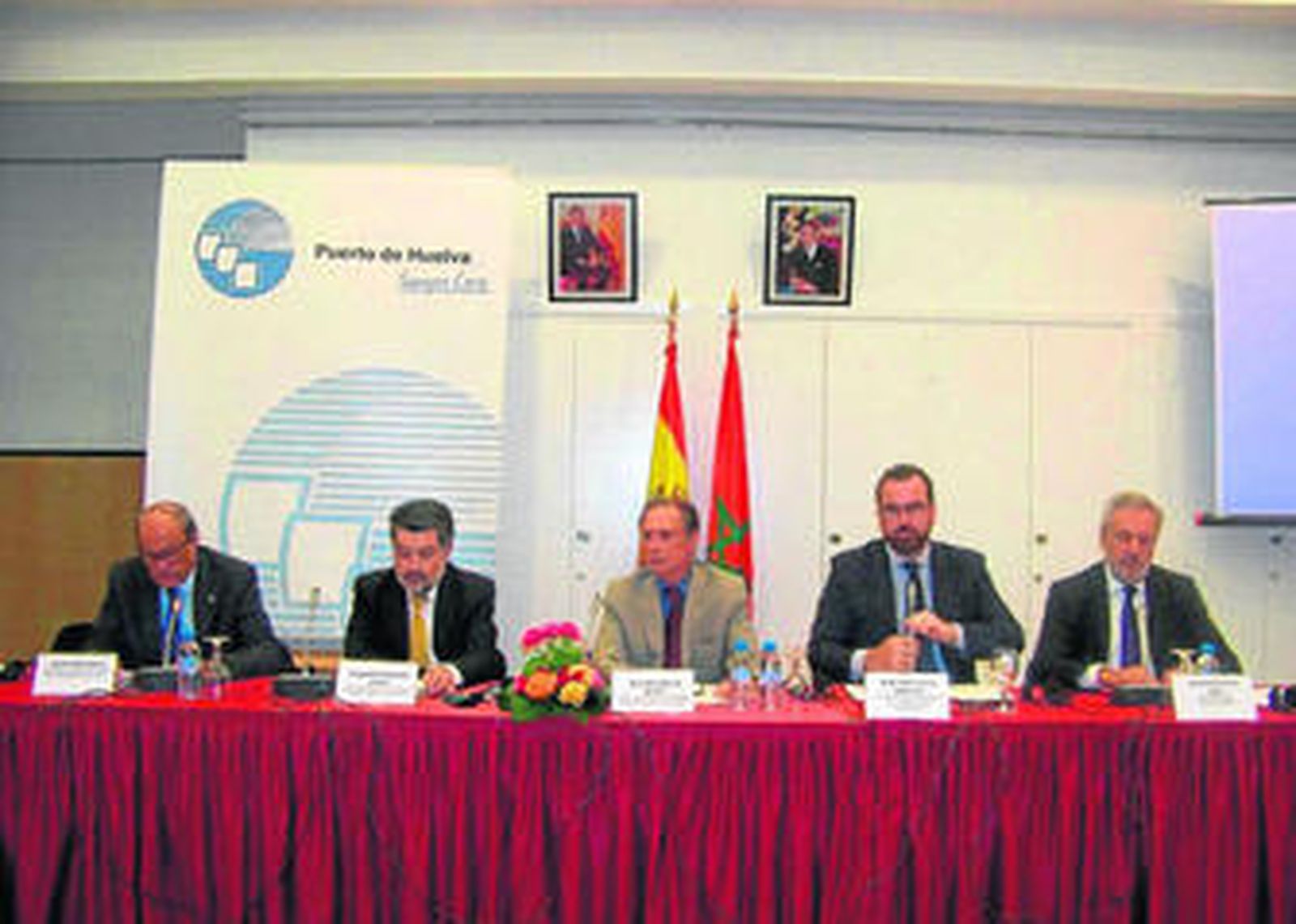 Reunión mantenida en Casablanca ante empresarios e inversores.