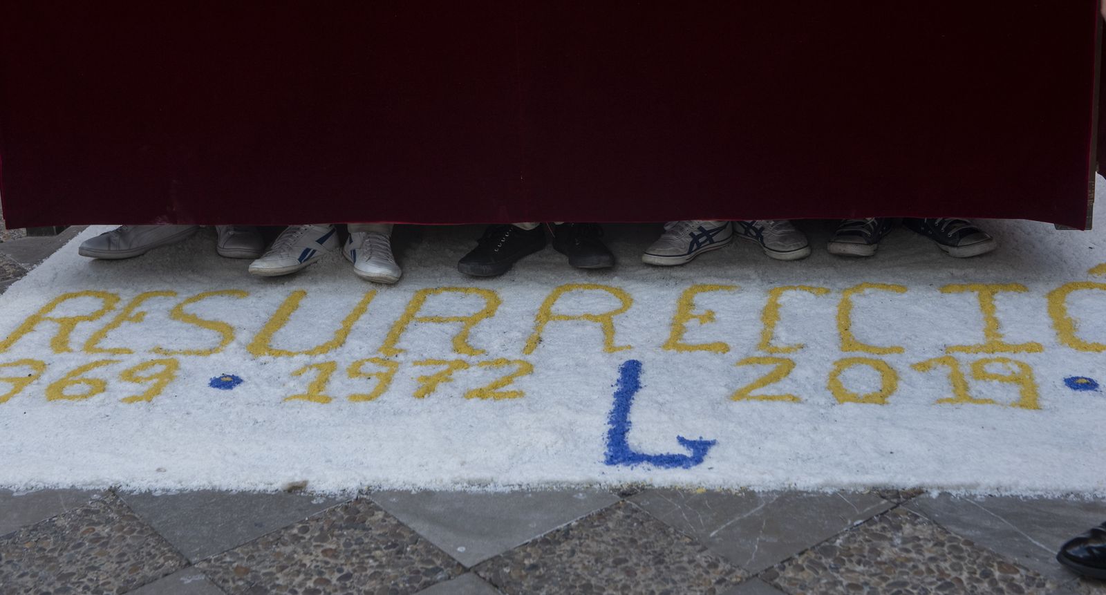 Las imágenes de la salida extraordinaria del Señor de la Resurrección