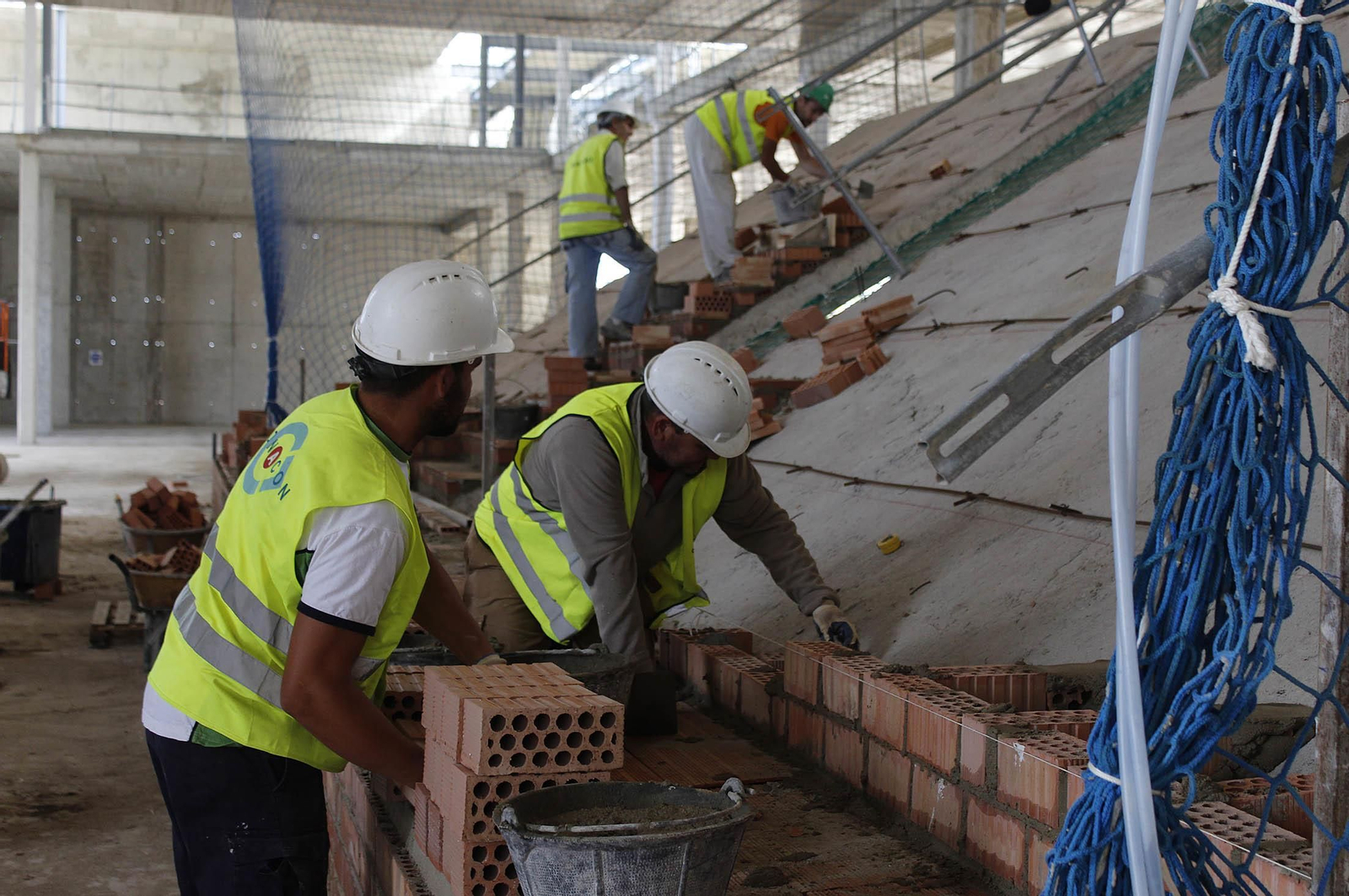 Las obras del edificio de la lonja pesquera, en imágenes