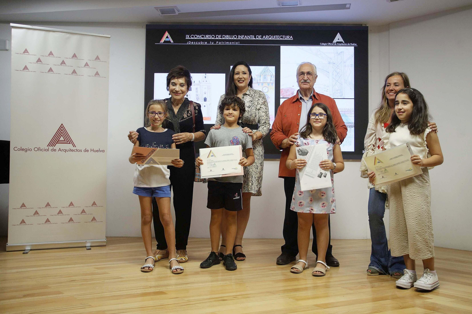 Imágenes de la entrega de premios del 'IX Concurso Infantil de Arquitectura'