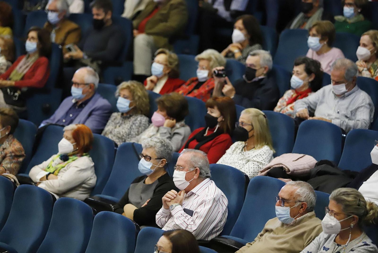 Imágenes de la inauguración del Aula de la Experiencia de la Universidad de Huelva