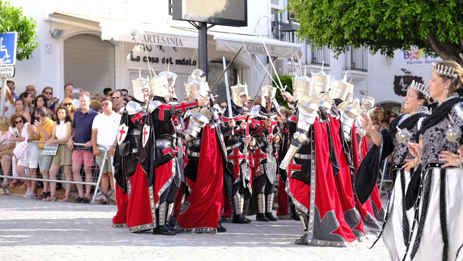 Imágenes del desfile de Moros y Cristianos 2023, en Mojácar