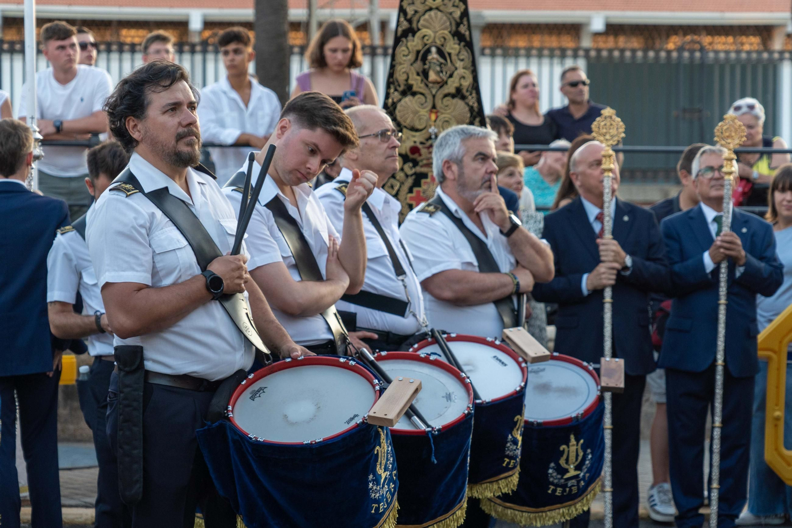 Imágenes de la procesión La Virgen del Carmen por las calles de Huelva