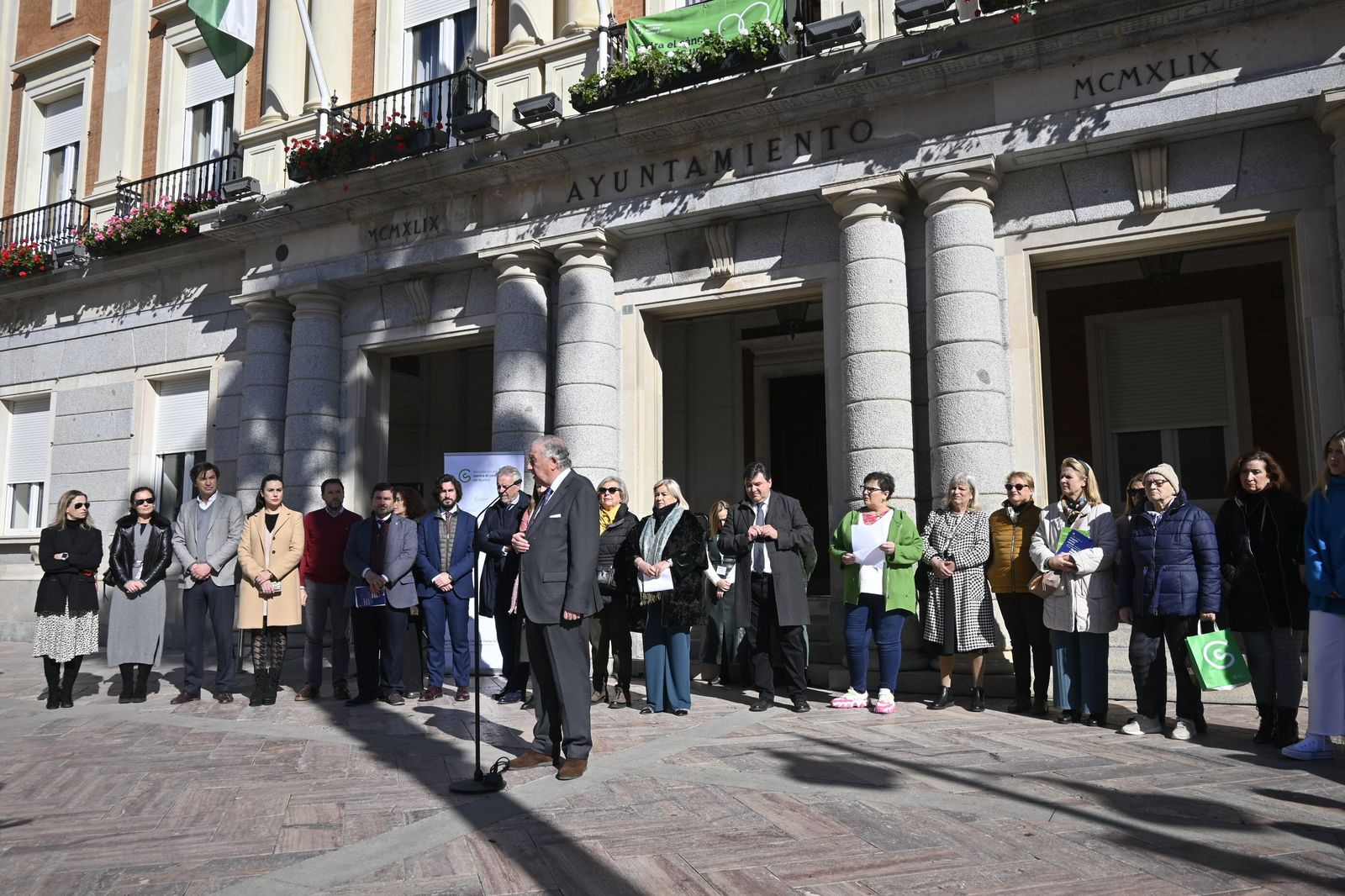 Imágenes de la lectura del llamamiento, del Día Mundial contra el Cancer.